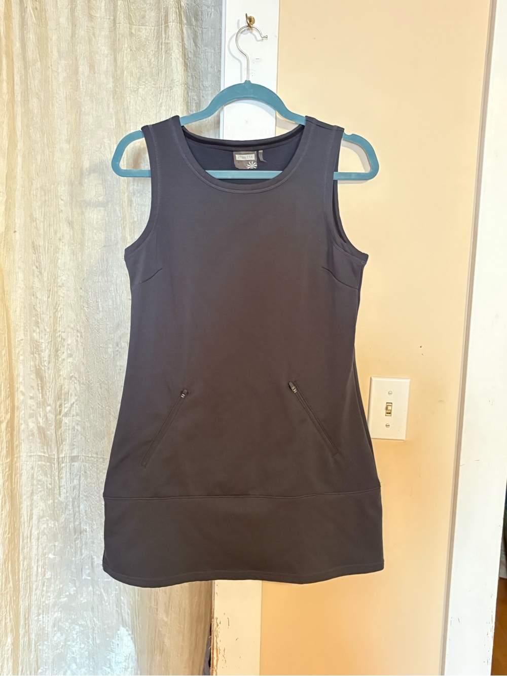 Women's Sleeveless insulated Athleta Dress in Charcoal